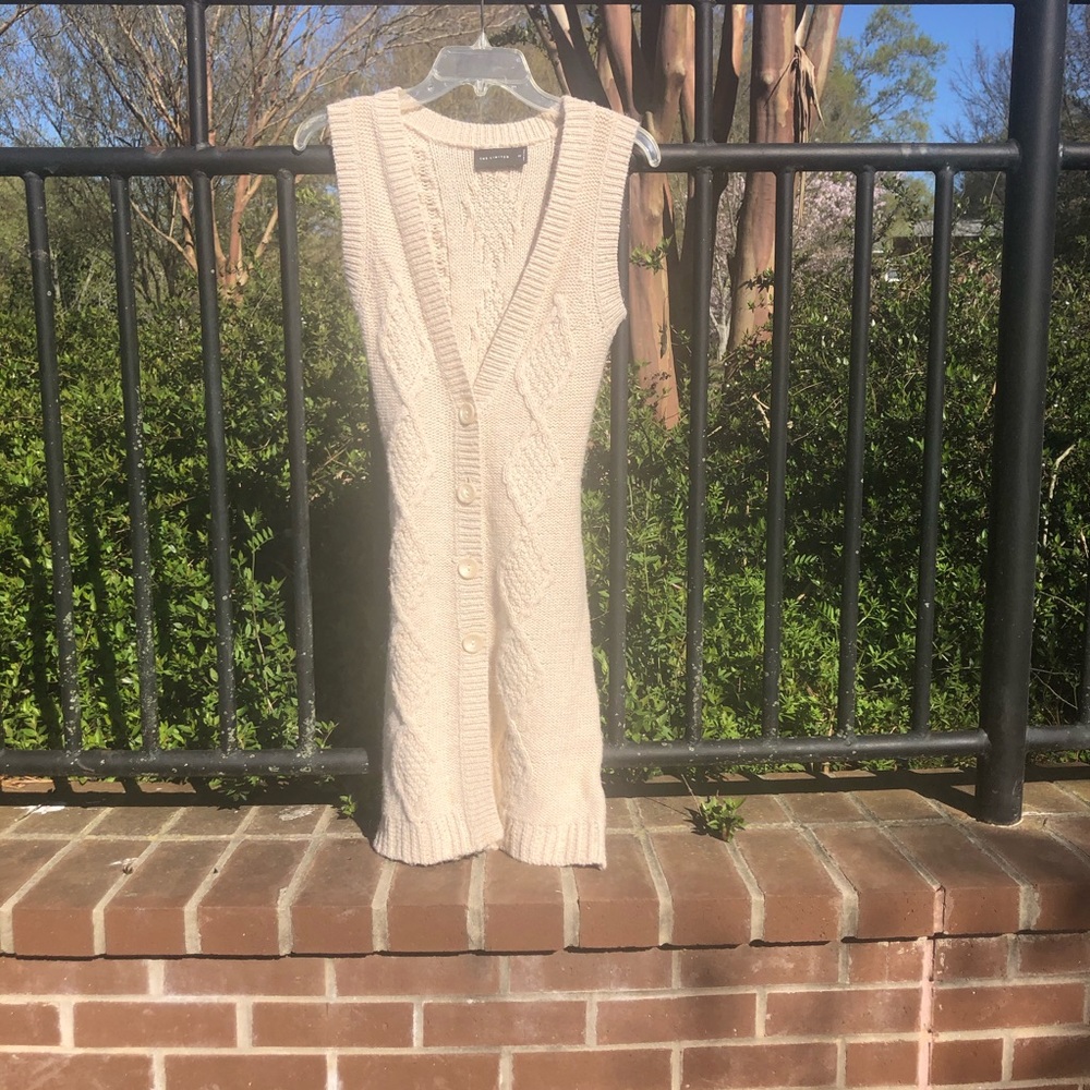 The Limited Beige Sleeveless Duster Sweater XS